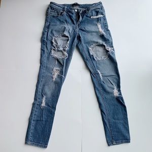 Forever 21 Ripped Boyfriend Jeans!